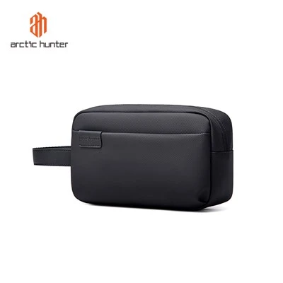 Jednostavna i elegantna Clutch torba